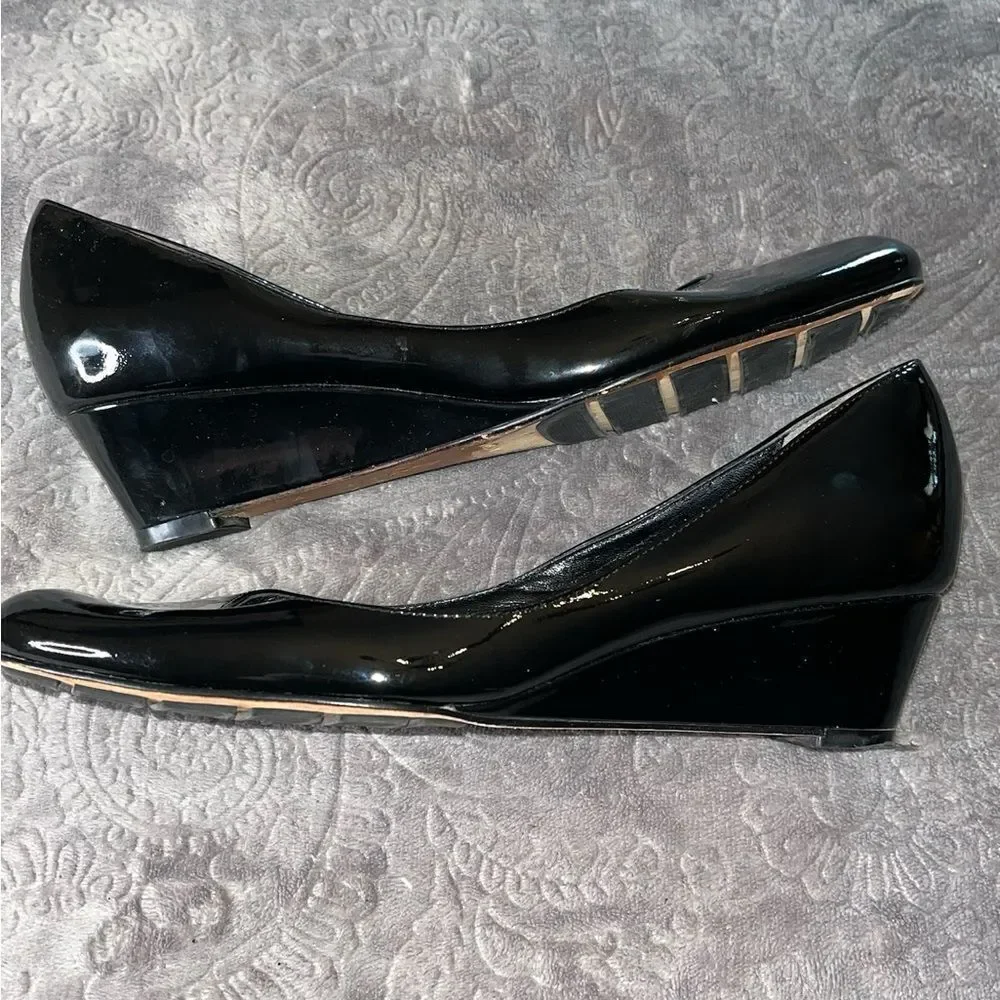 Cole Haan Nike Air Black Wedge Patent Leather Heels with Rounded Toe Size 7 B - Picture 5 of 9